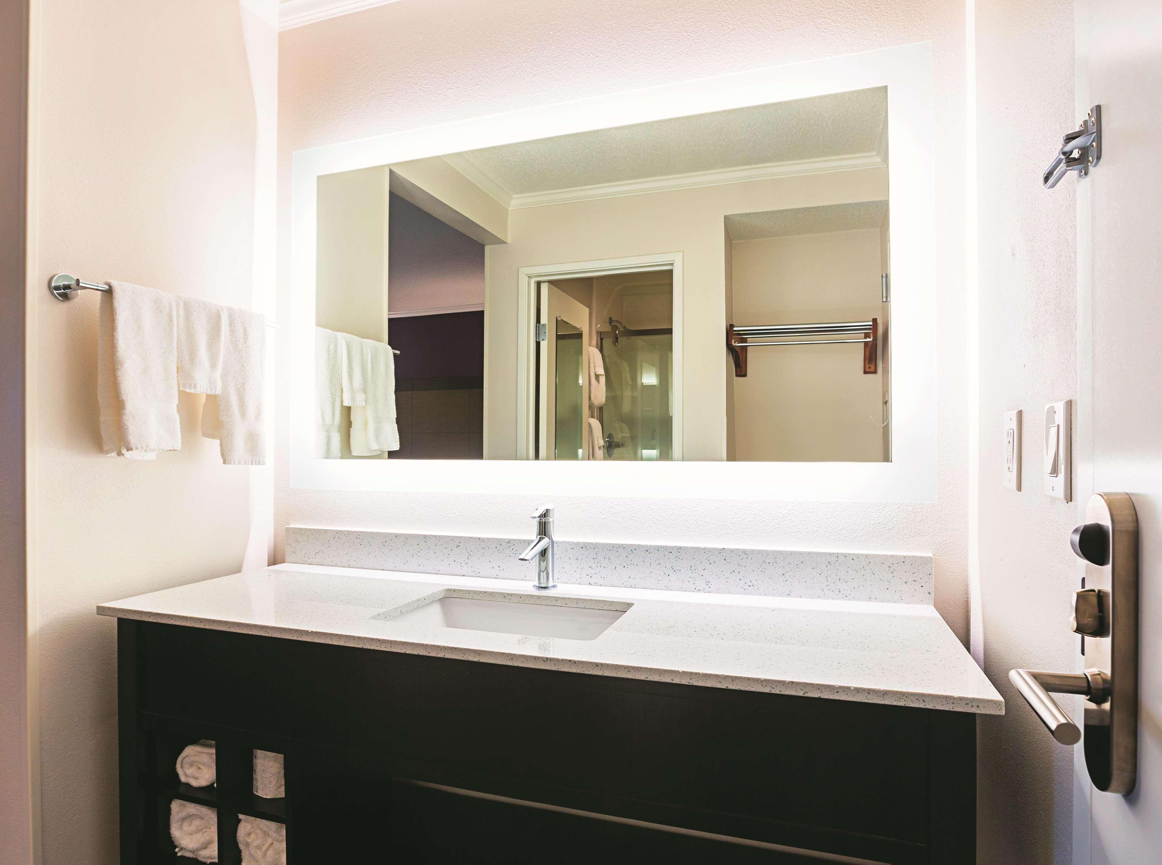 La Quinta By Wyndham Atlanta Midtown - Buckhead Hotell Eksteriør bilde