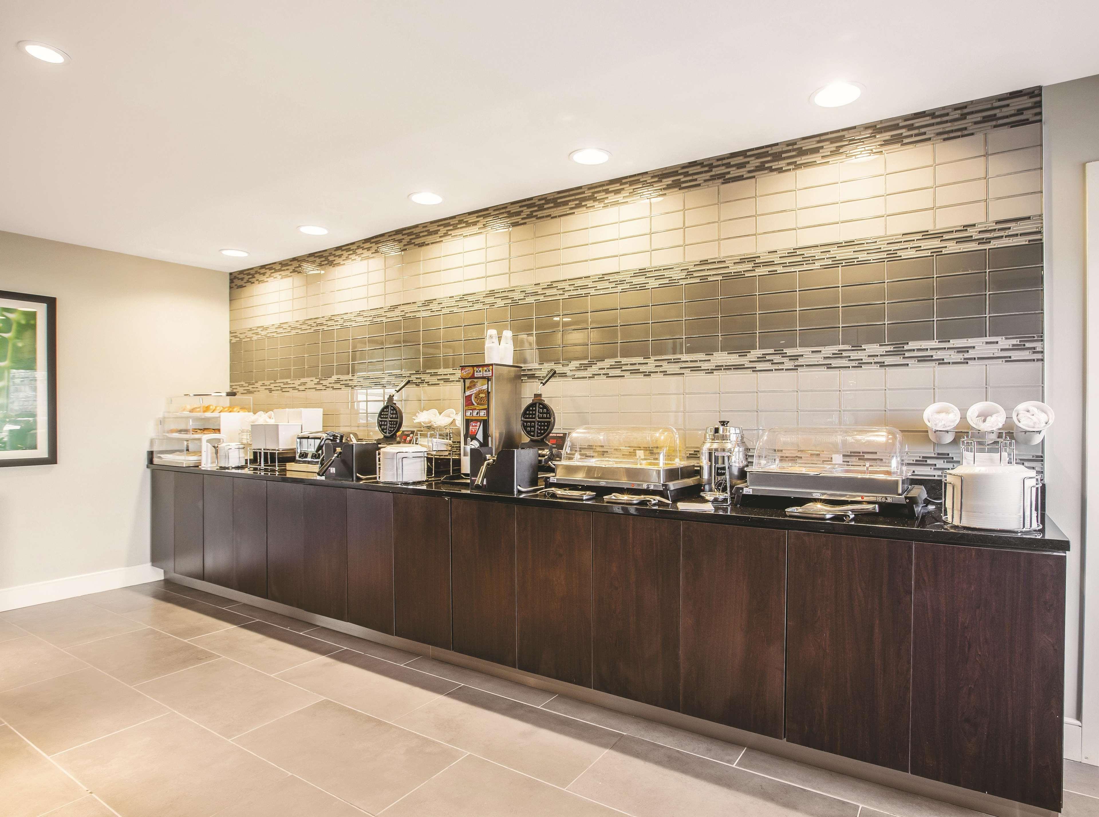 La Quinta By Wyndham Atlanta Midtown - Buckhead Hotell Eksteriør bilde