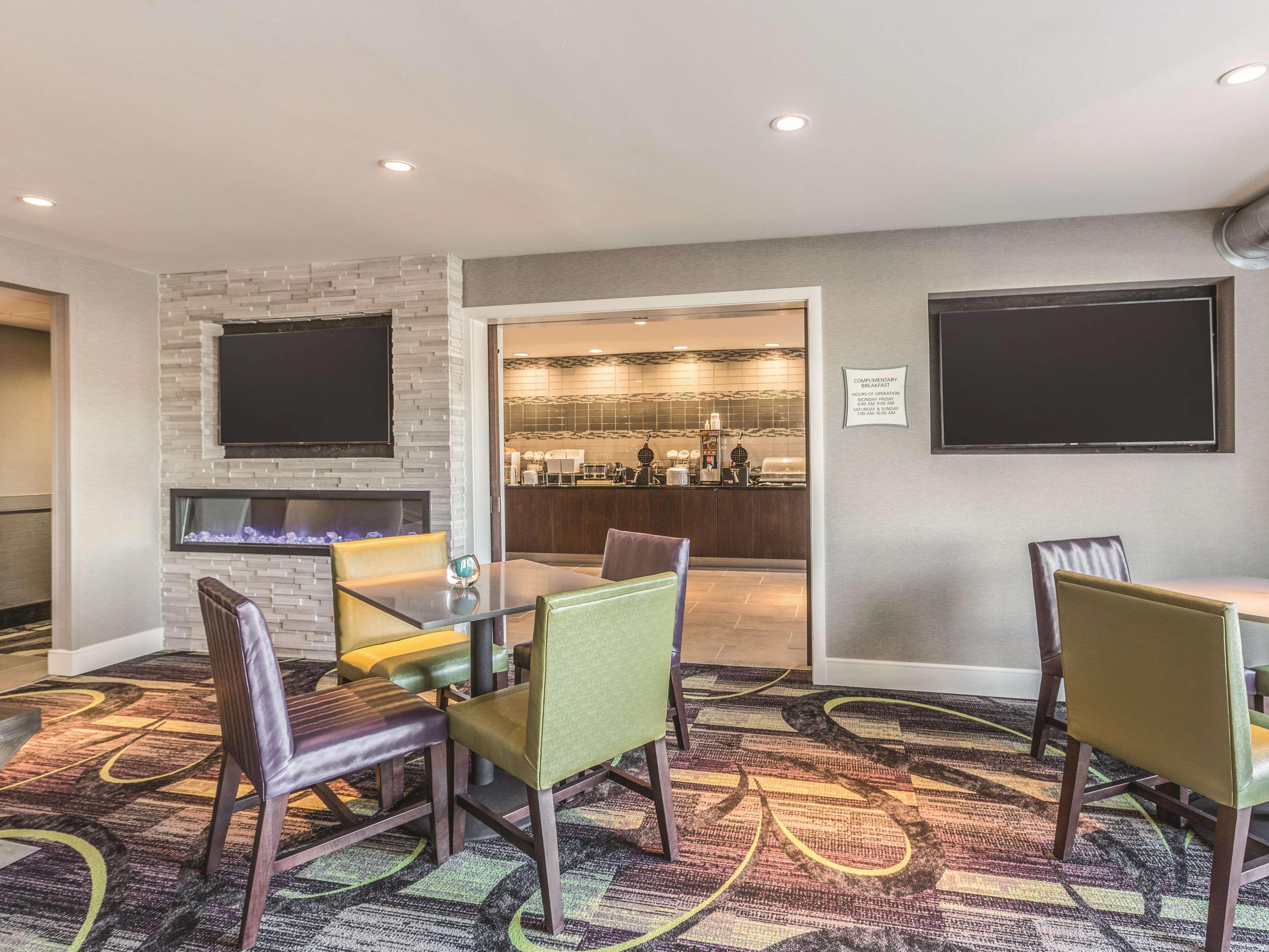 La Quinta By Wyndham Atlanta Midtown - Buckhead Hotell Eksteriør bilde