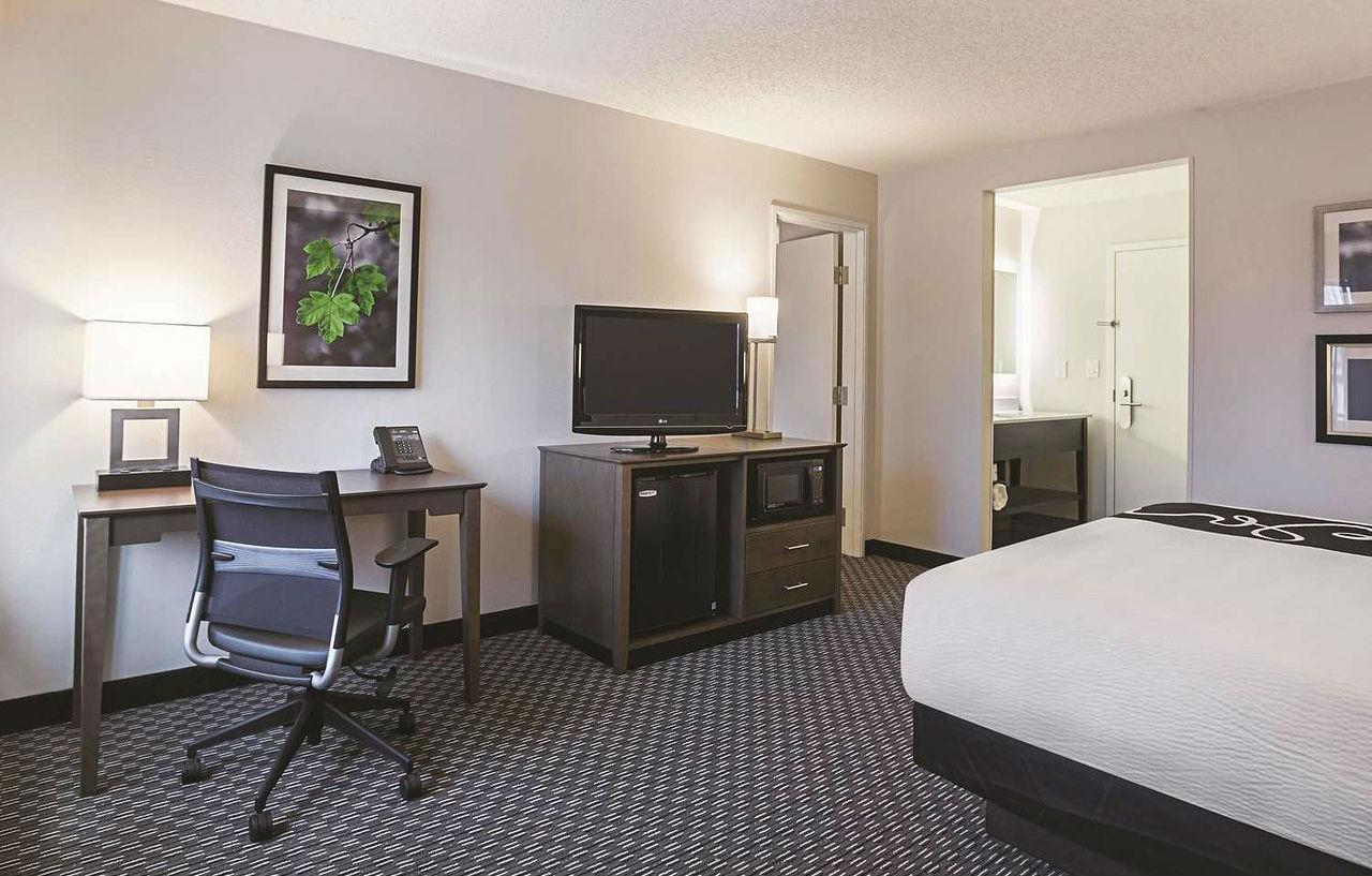 La Quinta By Wyndham Atlanta Midtown - Buckhead Hotell Eksteriør bilde